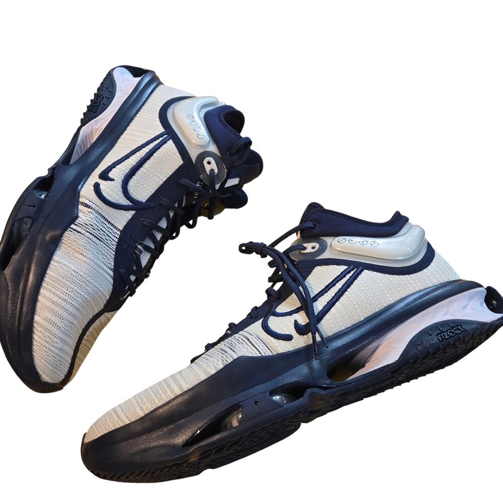 New - basketball sneakers are the Nike Air Zoom G.T. Jump 2 men's size 19